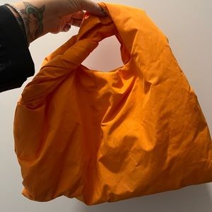 NYLON puffer bag 🍊